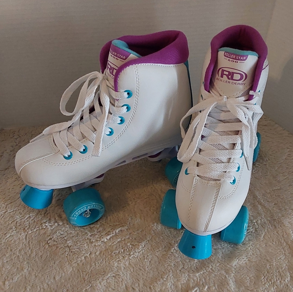 🌺 NWOT Roller Derby Premium Roller Skates "Roller Star 600"